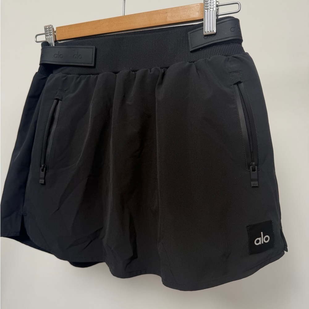 ALO Yoga Black Active Skirt with Zip Pockets